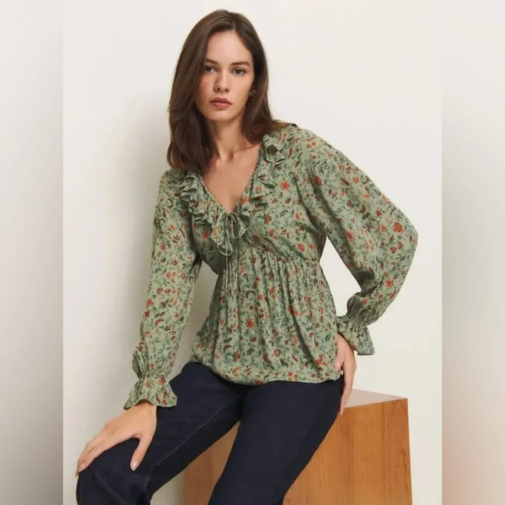 NWOT Reformation Wyn Top Blouse Size 4